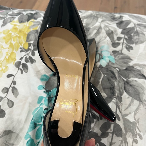 Christian Louboutin Heels size 36 for sale
Fits size 6 /6.5 - Picture 4 of 6